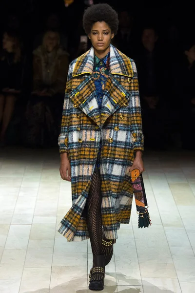 Look 140